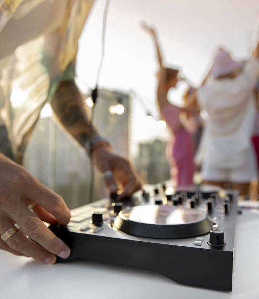 DJ dans le Gers – Soirées, événements et comités d’entreprise